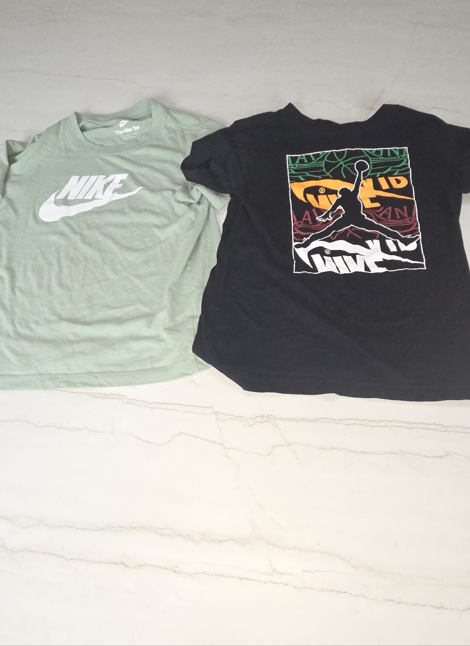 Nike / Jordan Boys T-Shirt Bundle Size M 10-12Y Sage Green Black